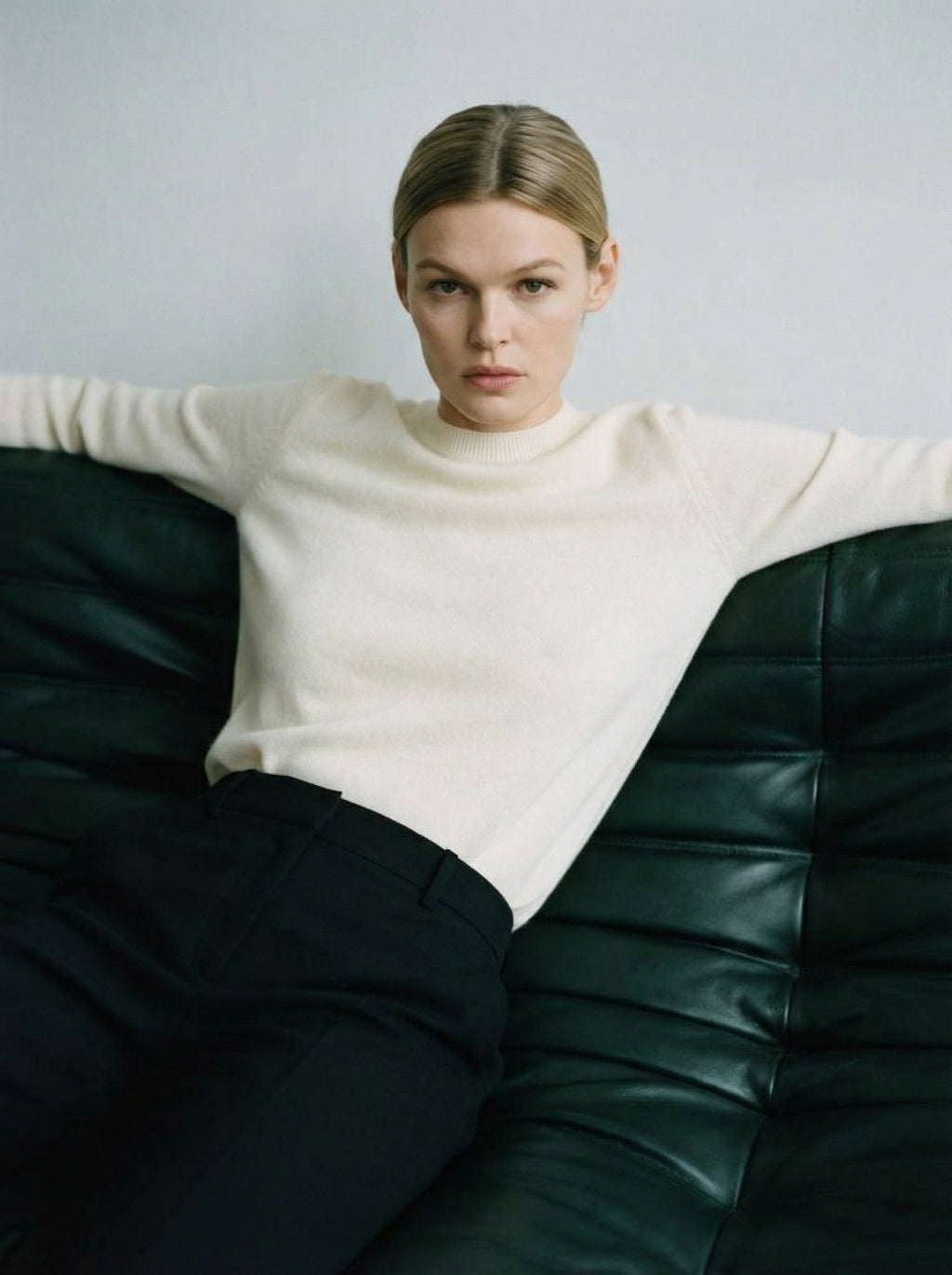 Vivienne 100% Cashmere Crew Neck Sweater
